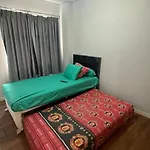 Madison Park Apartment Near Mall Central Park